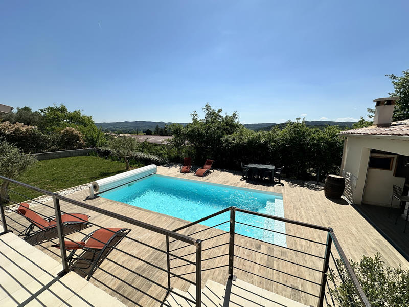 Villa - 130 m² - 6 pièces