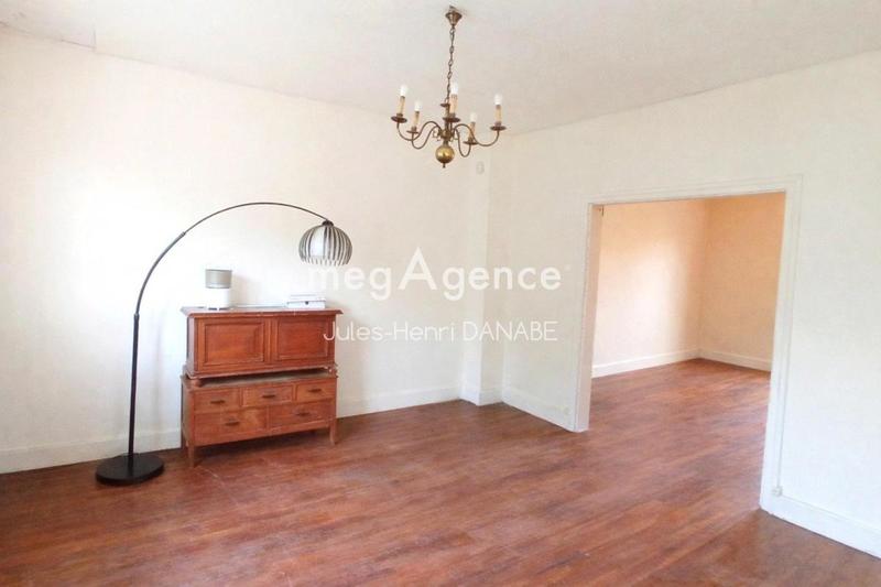 Maison - 180 m² - 7 pièces