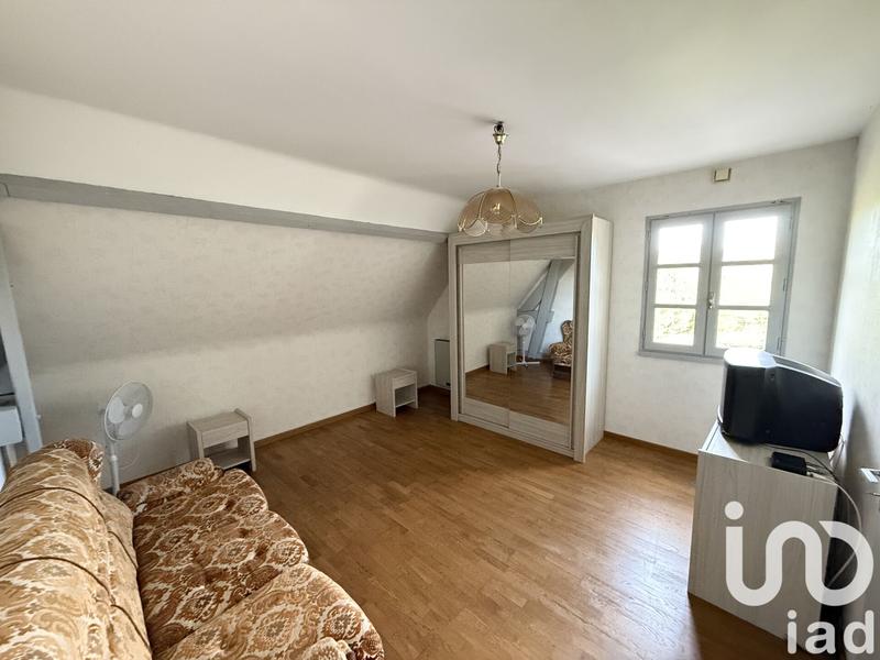 Maison - 186 m² - 9 pièces