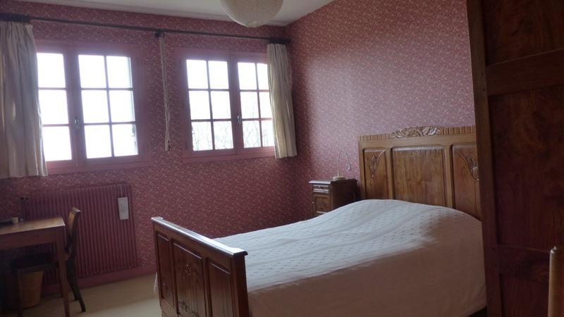 Maison - 196 m² - 10 pièces