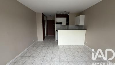 Studio - 25 m² - 1 pièce