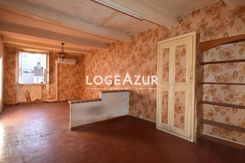 Appartement - 99 m² - 4 pièces