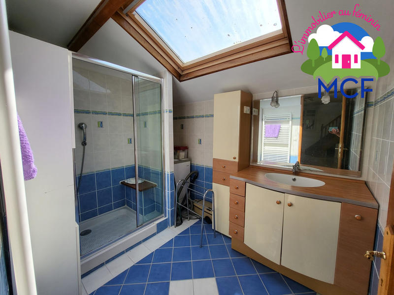 Maison - 288 m² - 10 pièces