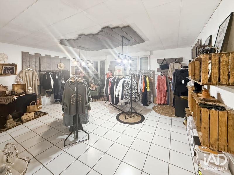 Local commercial - 152 m²