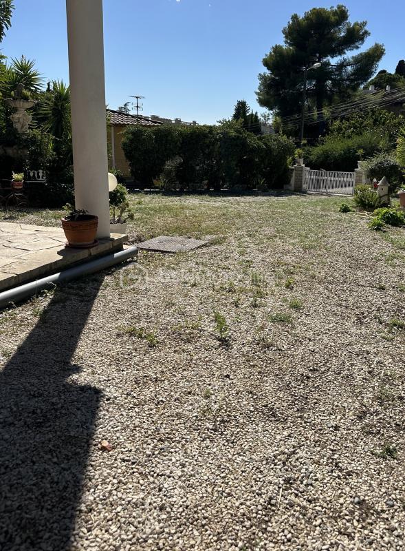 Villa - 208 m² - 7 pièces