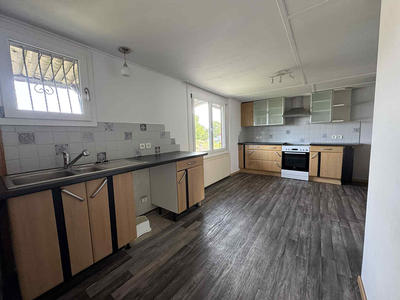 Maison - 77 m² - 3 pièces