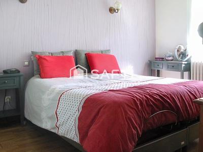 Maison - 160 m² - 7 pièces