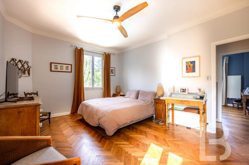 Bastide - 220 m² - 5 pièces