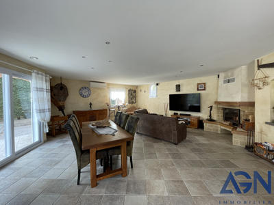 Villa - 126 m² - 6 pièces