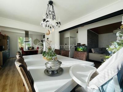 Maison - 130 m² - 6 pièces