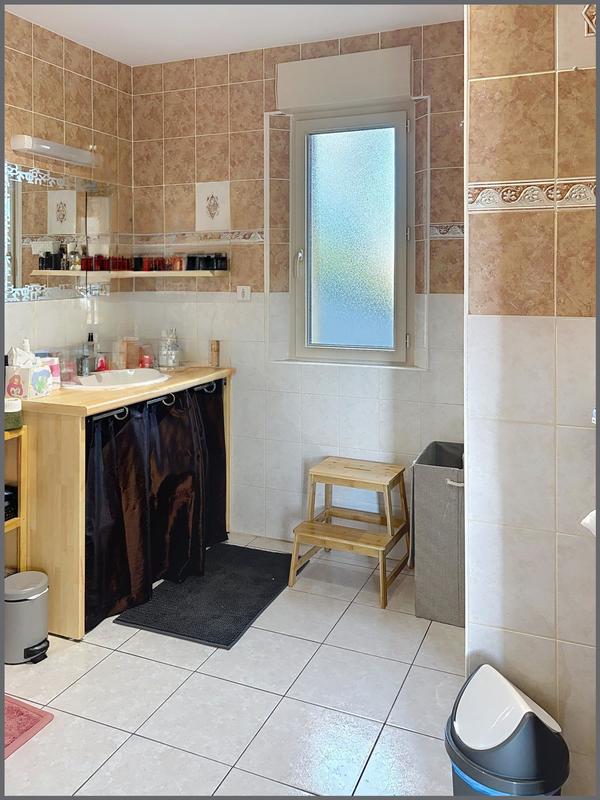 Maison - 107 m² - 4 pièces