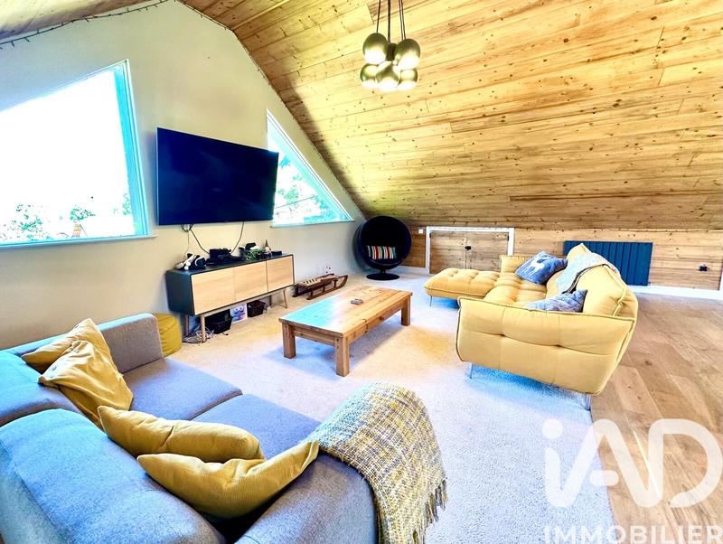 Châlet - 339 m² - 13 pièces