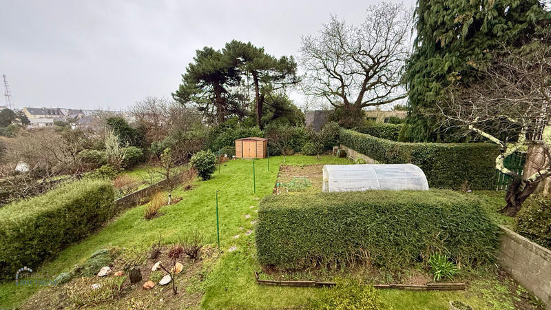 Maison - 92 m² - 5 pièces