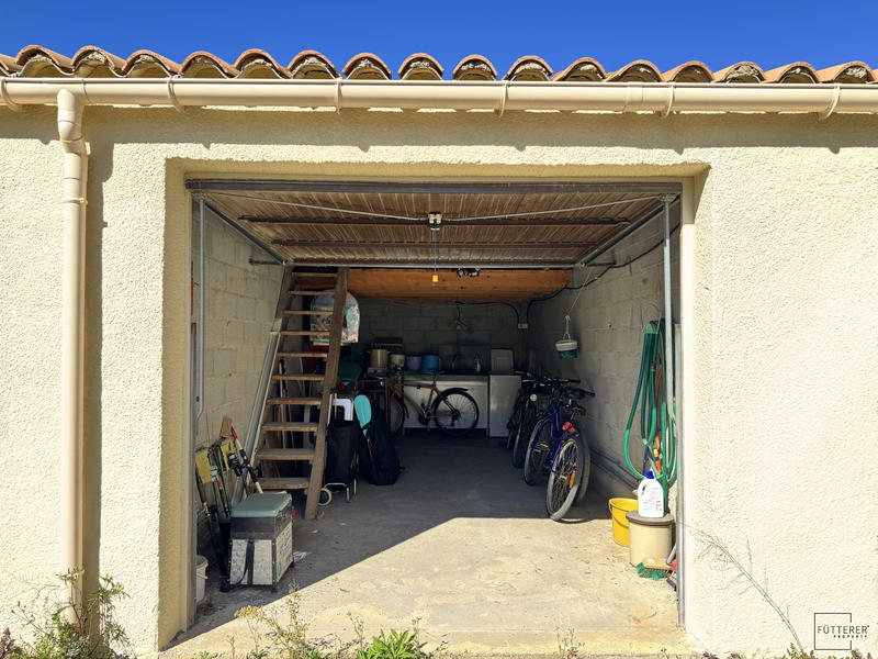 Parking / Garage - 18 m²