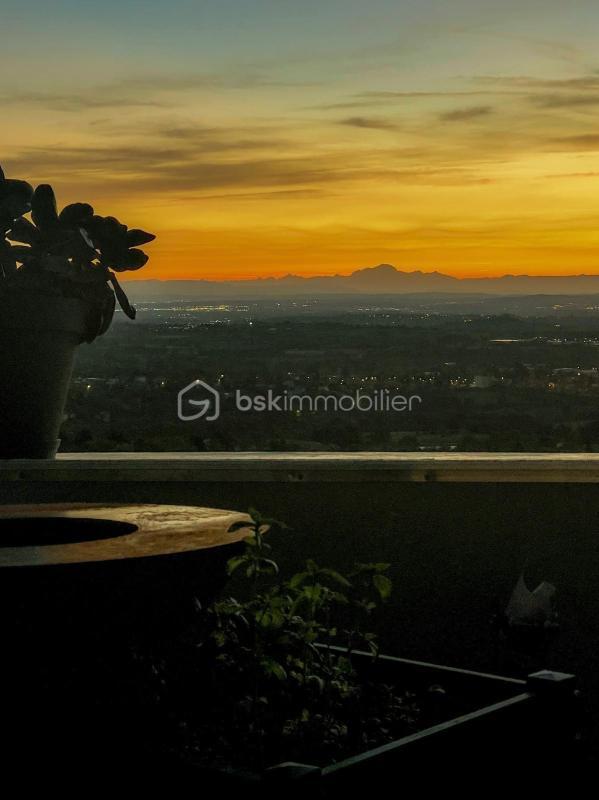 Appartement - 189 m² - 6 pièces