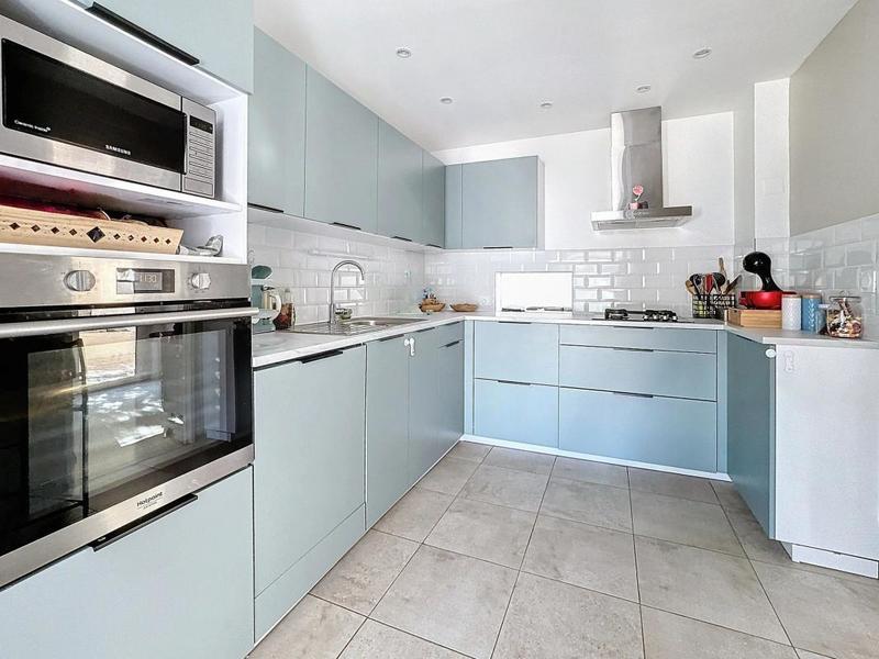 Maison - 140 m² - 6 pièces