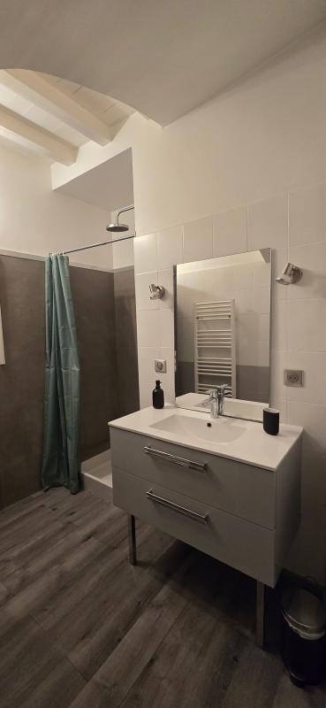 Studio - 25 m² - 1 pièce