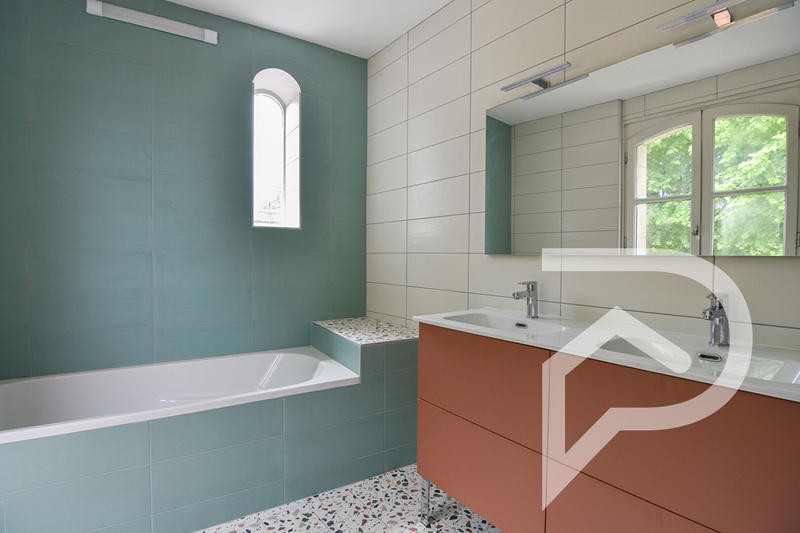 Appartement - 124 m² - 4 pièces