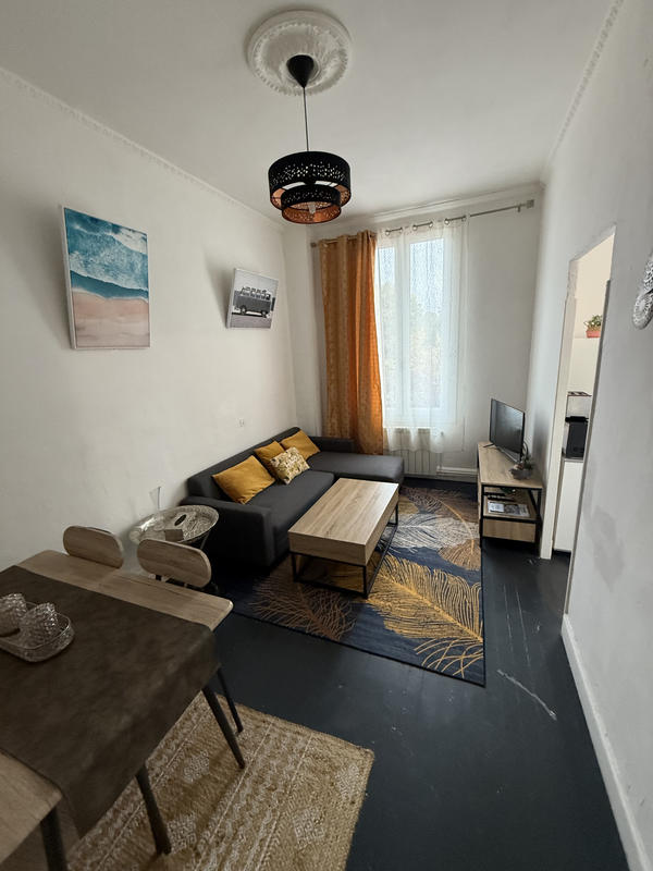 Maison - 92 m² - 5 pièces