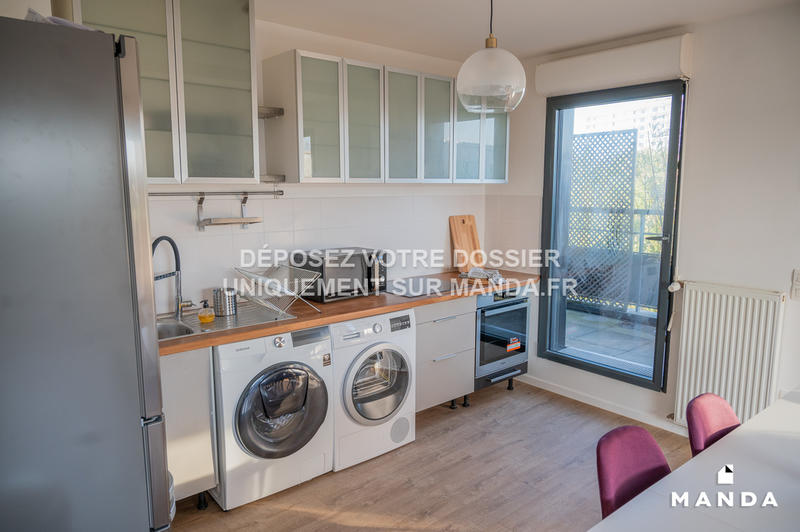 Chambre - 9 m² - 5 pièces