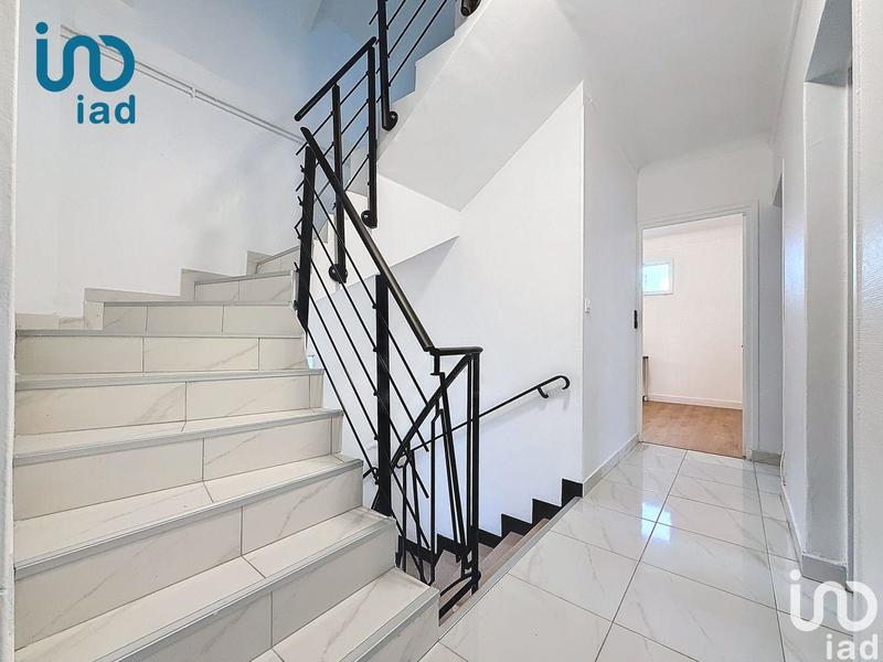 Maison - 350 m² - 11 pièces