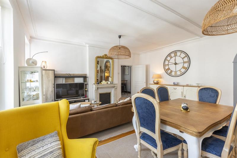 Appartement - 142 m² - 5 pièces