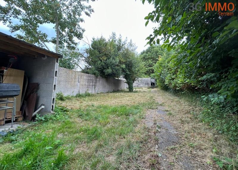 Terrain constructible - 151 m²