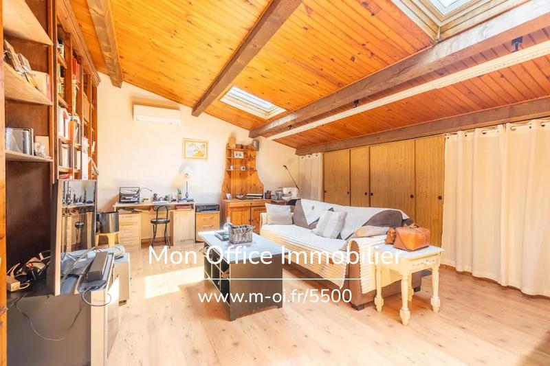 Maison traditionnelle - 145 m² - 5 pièces