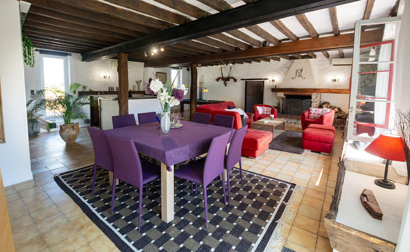 Maison - 542 m² - 20 pièces