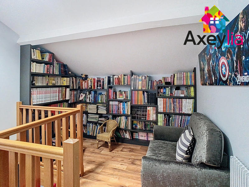 Maison - 303 m² - 10 pièces