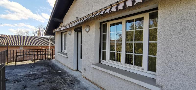 Villa - 302 m² - 13 pièces