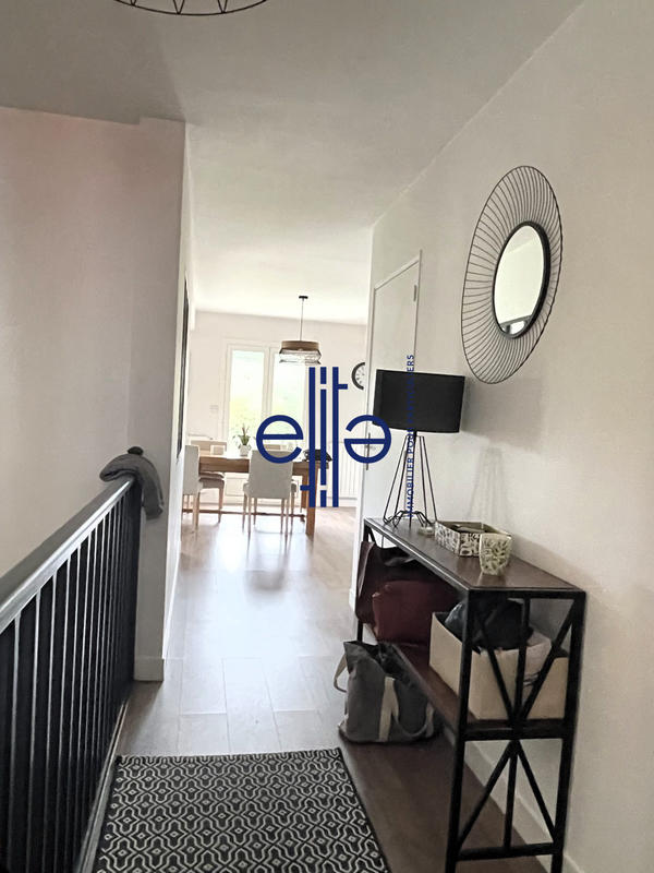 Maison - 143 m² - 6 pièces