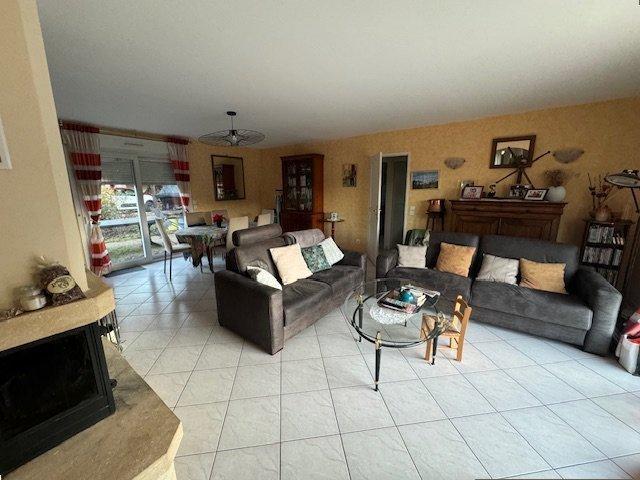 Maison - 122 m² - 5 pièces