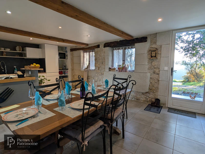 Propriété - 248 m² - 10 pièces