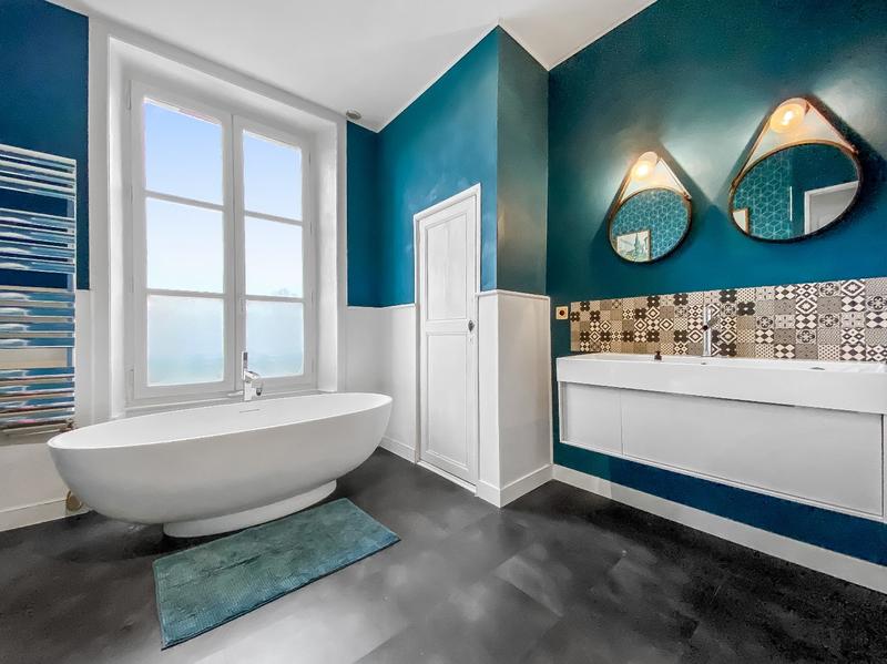 Maison bourgeoise - 214 m² - 12 pièces