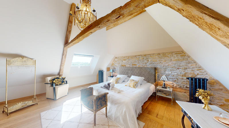 Maison - 900 m² - 16 pièces