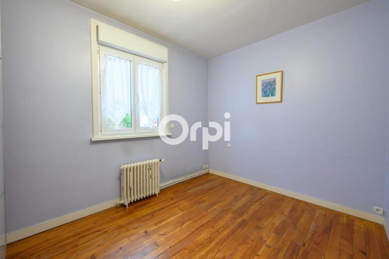 Maison - 215 m² - 7 pièces