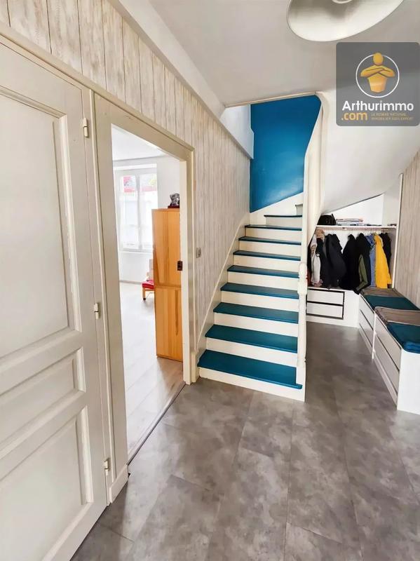 Maison - 166 m² - 5 pièces