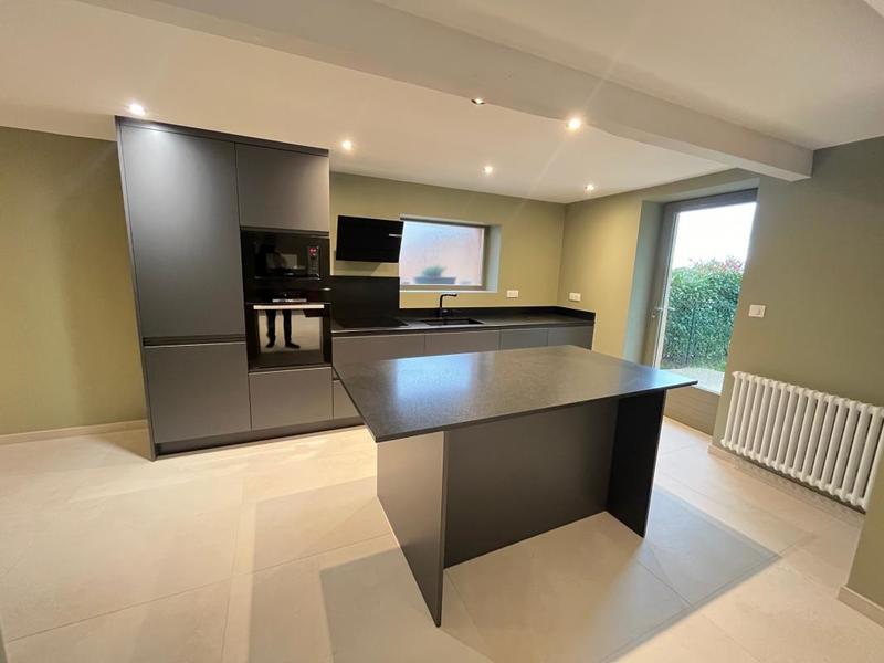 Appartement - 145 m² - 5 pièces