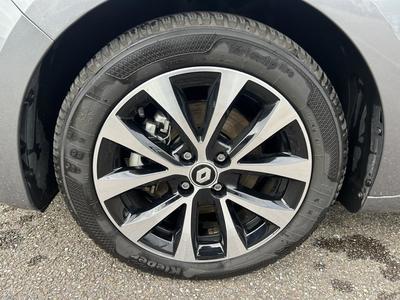 Renault Clio V 5 E-Tech Hybrid 145 Ch Techno Bva 1ere Main Radars Camera Attelage Navigation