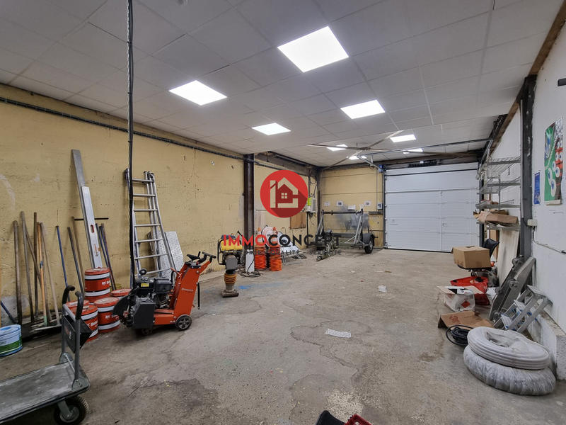 Local commercial - 210 m²