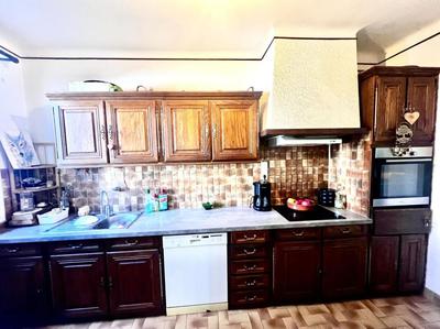 Maison de village - 80 m² - 5 pièces