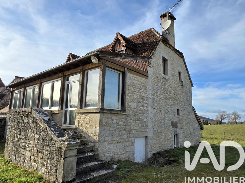 Maison - 177 m² - 6 pièces