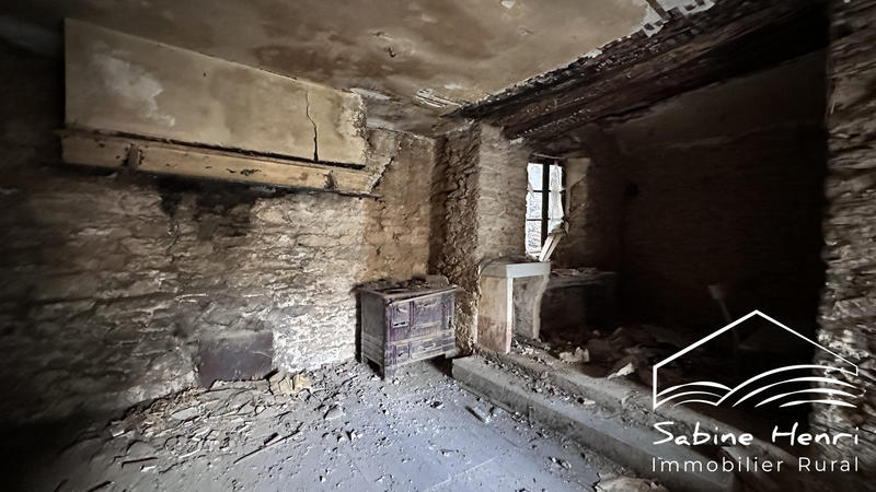 Maison ancienne - 105 m² - 4 pièces