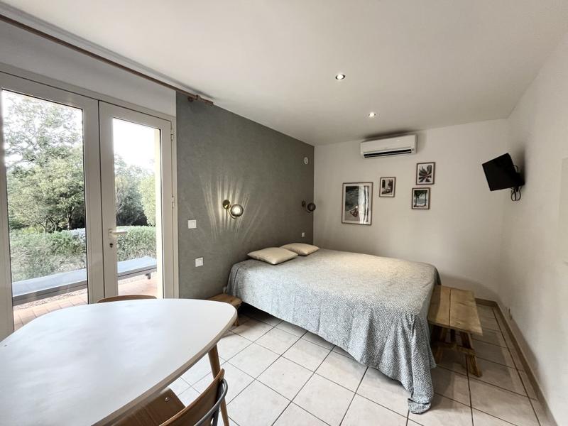Propriété - 304 m² - 12 pièces