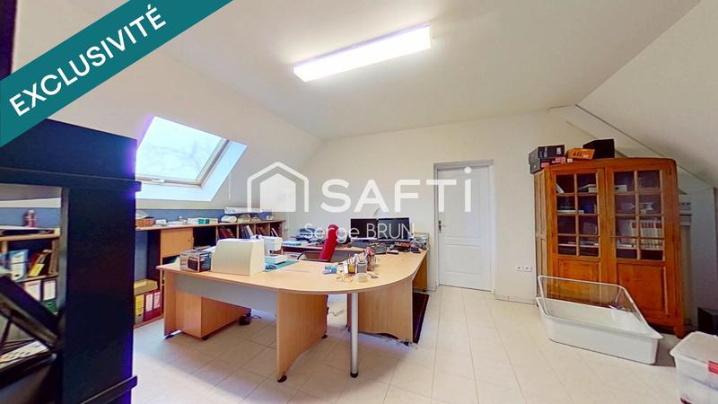 Maison - 488 m² - 8 pièces