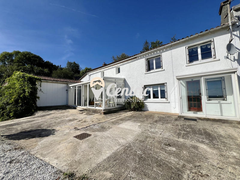 Maison - 142 m² - 5 pièces