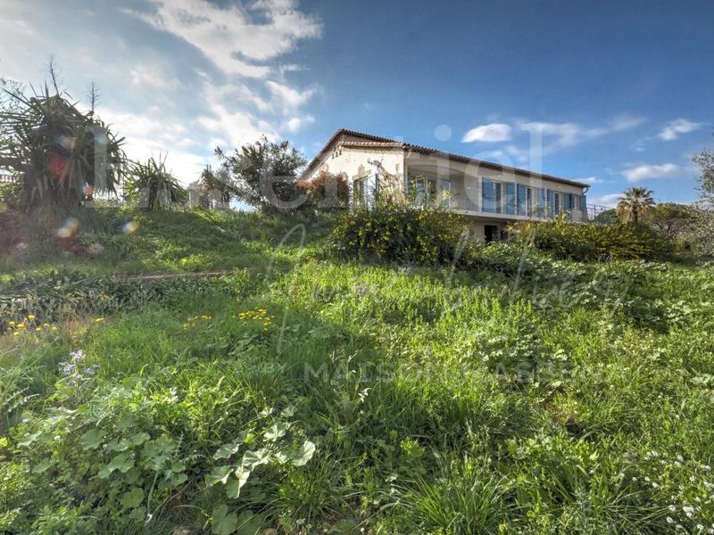 Maison - 123 m² - 4 pièces