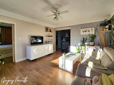 Appartement - 64 m² - 3 pièces