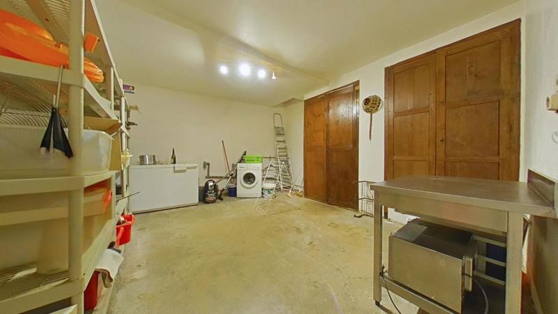 Maison - 200 m² - 6 pièces